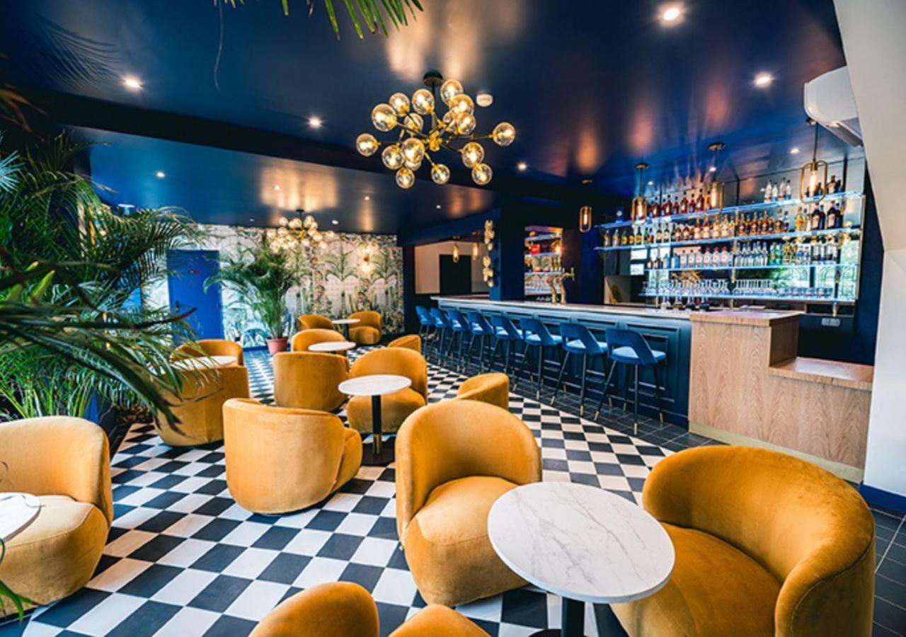 Hotel Saintchristophe Houdan Luaran gambar