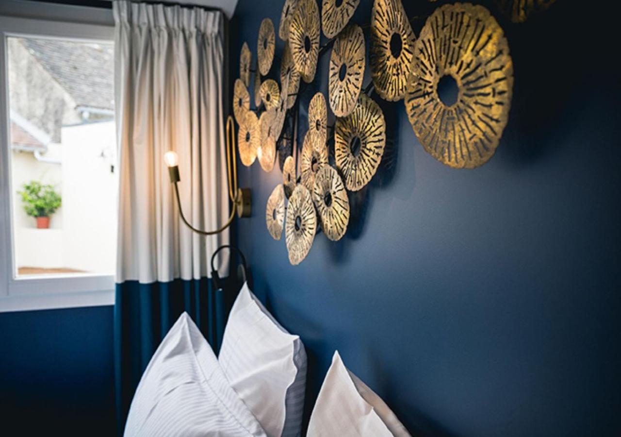 Hotel Saintchristophe Houdan Luaran gambar